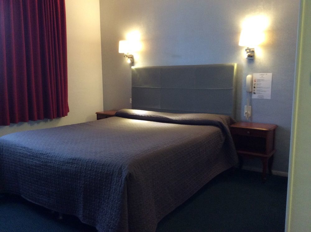 Bristol Logis Cit'Hotel Perigueux Centre מראה חיצוני תמונה