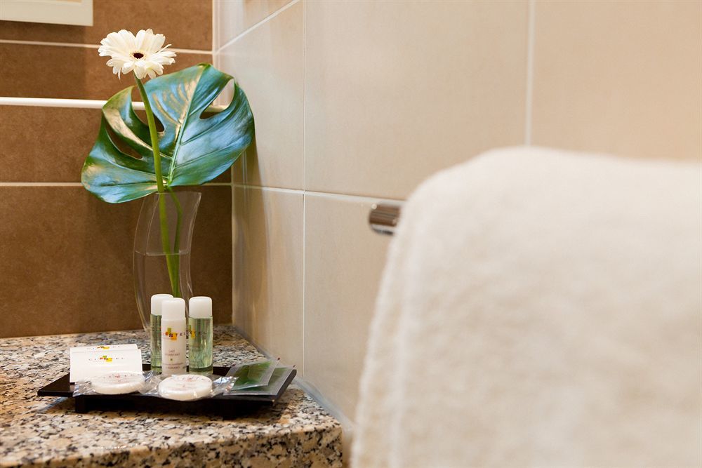 Bristol Logis Cit'Hotel Perigueux Centre מראה חיצוני תמונה